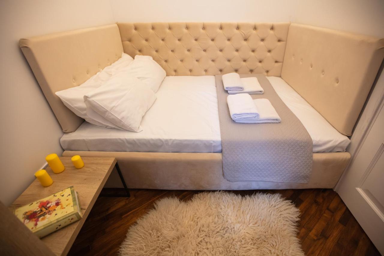 Friends House- Сучасні Апартаменти В Центрі Львова Luaran gambar