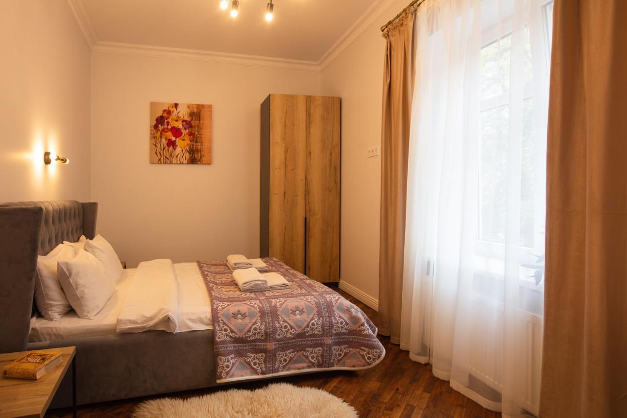 Friends House- Сучасні Апартаменти В Центрі Львова Luaran gambar